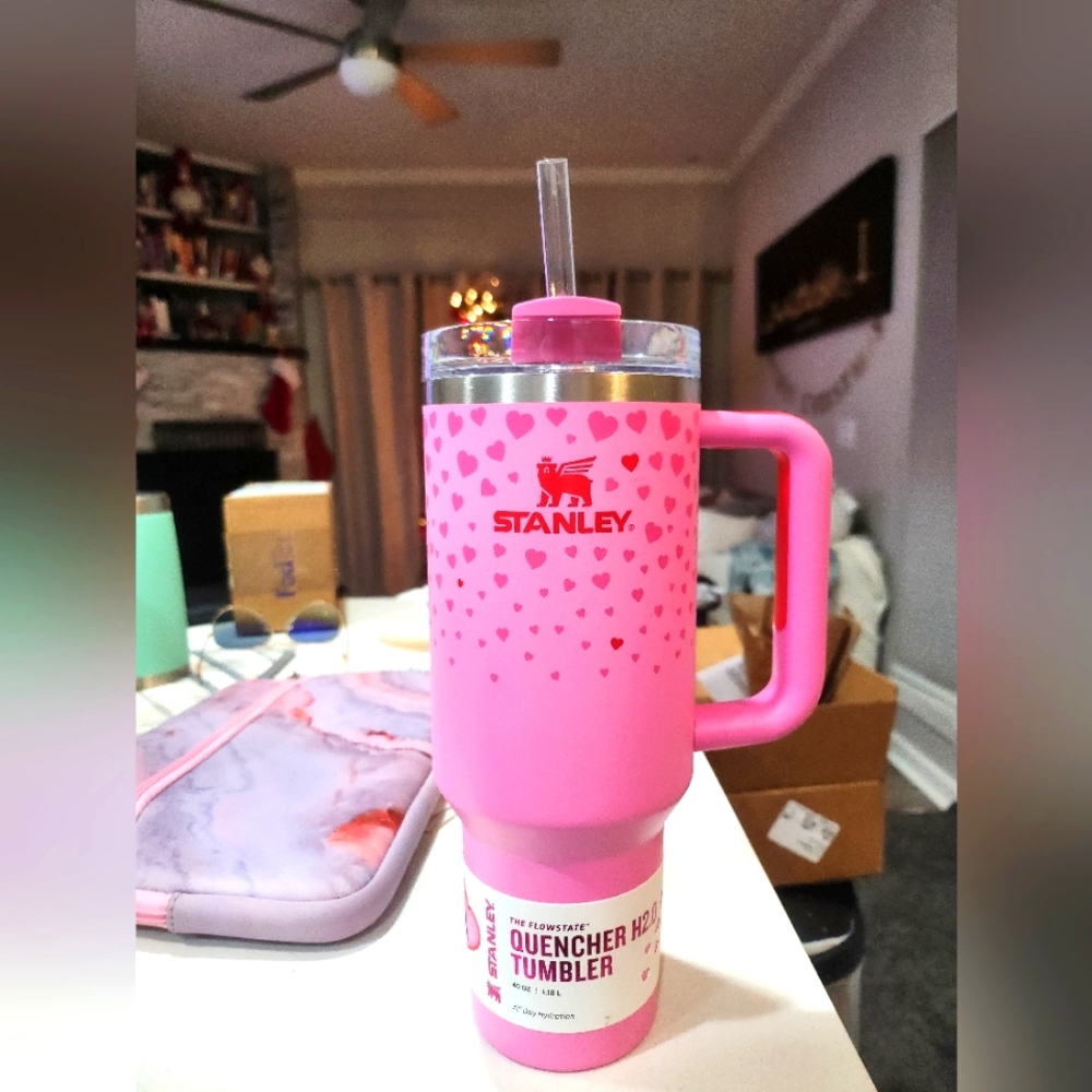 Stanley Valentines Day Limited Edition 40 oz Tumbler